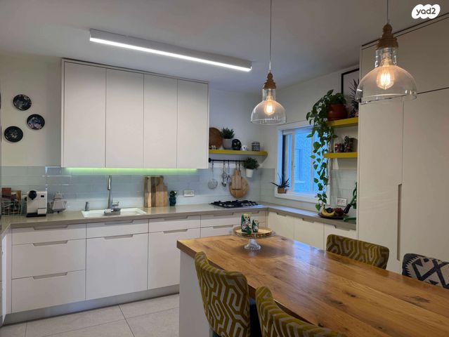 דירה, טרכטנברג 18, אברמוביץ', ראשון לציון