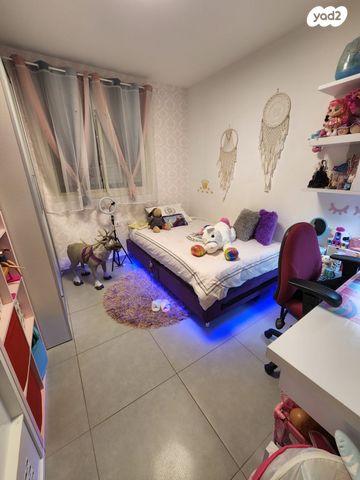 דירה, דוכיפת 7, רמות יצחק, נשר