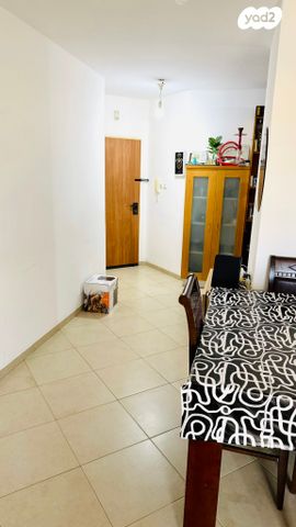 דירה, שדרות בר יהודה 12, הנרקיסים, קרית מלאכי