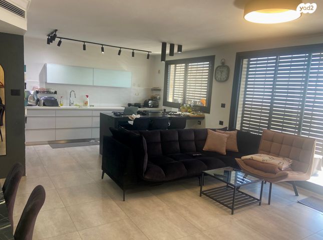 דופלקס, השחם 31, נופי סלע, מעלה אדומים