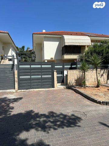 דו משפחתי, הבר 20, גן יבנה מערב, גן יבנה