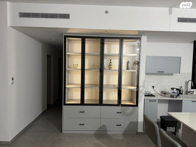 דירה, אמנון ליפקין שחק 1, נוף הטיילת, נתניה