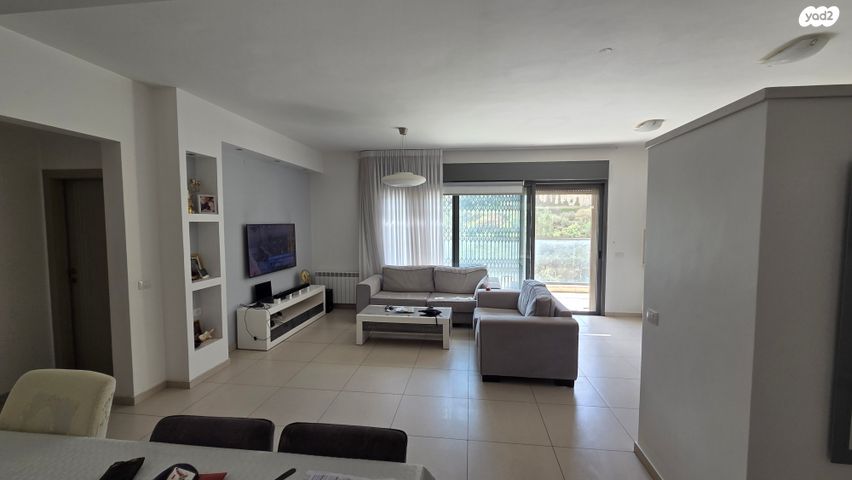 דירה, קוסטה ריקה 79, עיר גנים, ירושלים