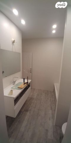 גג/ פנטהאוז, נחליאלי 6, סנסן, צור הדסה