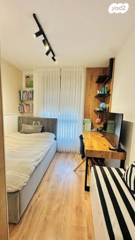 דירה, הרצל 18, ליבת העיר, יהוד מונוסון