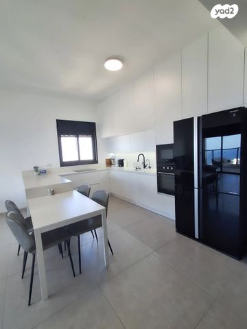 דירה, הקוממיות 16, דרום חדש, פארק הים, בת ים