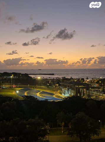 דירה, הגולשים 12, רובע ד', אשדוד