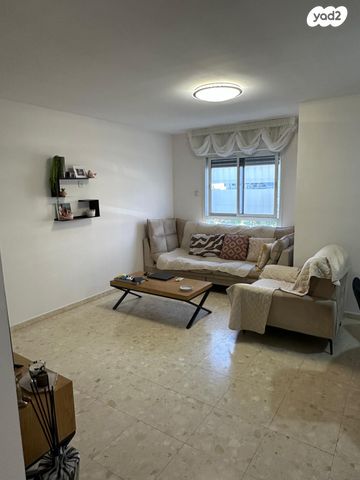 דירה, מנחם אוסישקין 21, רובע ט"ו, אשדוד