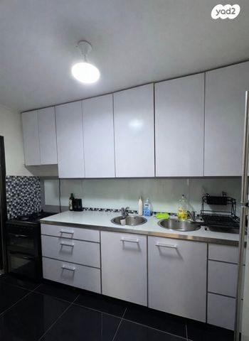 דירה, הרב אונטרמן 8, קרית הרב סלומון, פתח תקווה