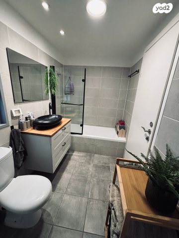 דירה, שדרות ציונה צרפת 36, גדרה מזרח, גדרה