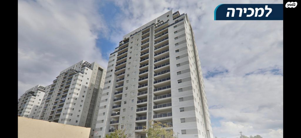 דירה, עוזי חיטמן 1, נאות אפק, אפקה, קרית ביאליק