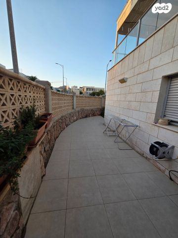 דירת גן, סירה קוצנית 2, הבשמים, שחמון, רובע 6, אילת