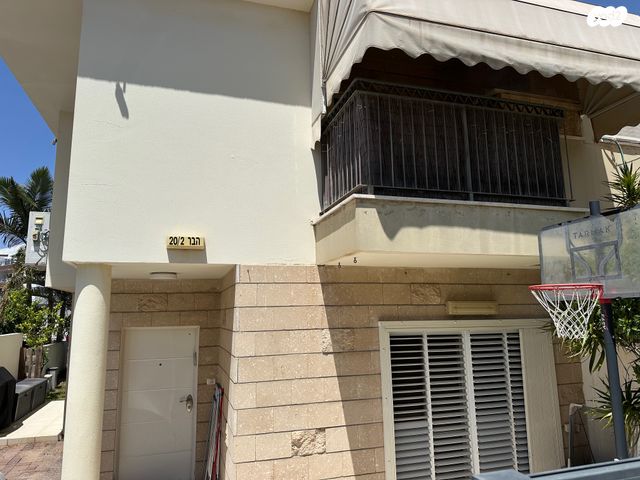 דו משפחתי, הבר 20, גן יבנה מערב, גן יבנה