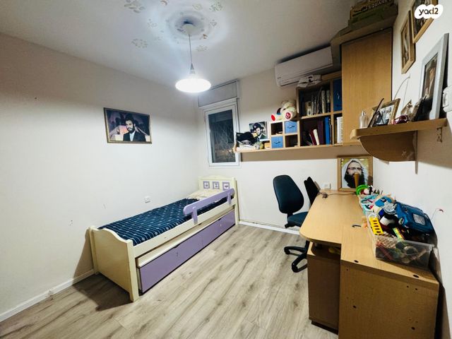 דירת גן, שדרות מנחם בגין 30, נווה סביון, אור יהודה