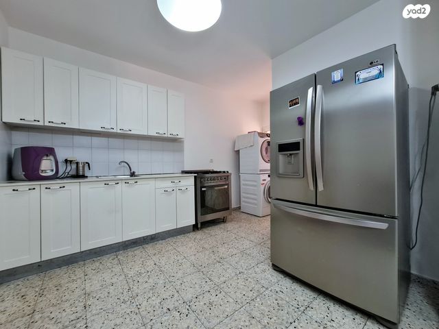 דירה, הדולב 18, צורן, קדימה צורן