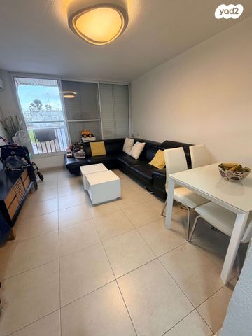 סמטת יסמין 12