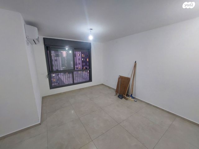 דירה, שבט מנשה 5, אחיסמך, לוד