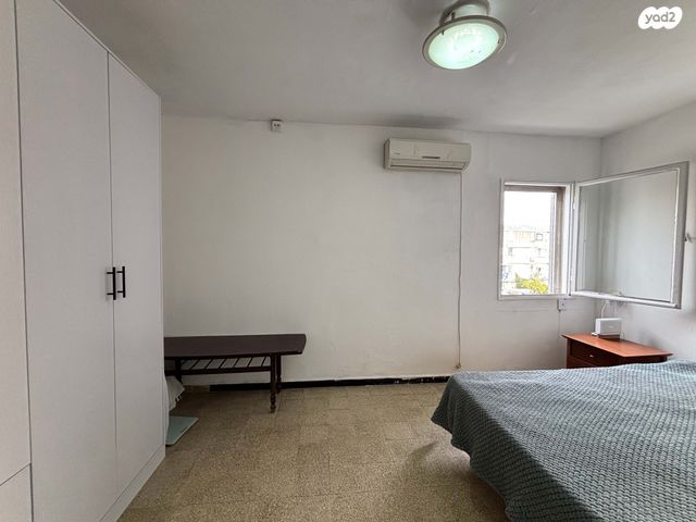 תורה ועבודה 17