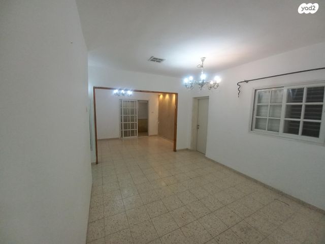 דירה, יפתח הגלעדי 9, שיכון ג, טבריה