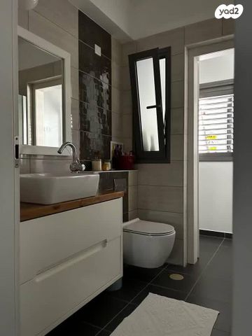 דירה, נחל ירקון 22, כרמי גת, קרית גת