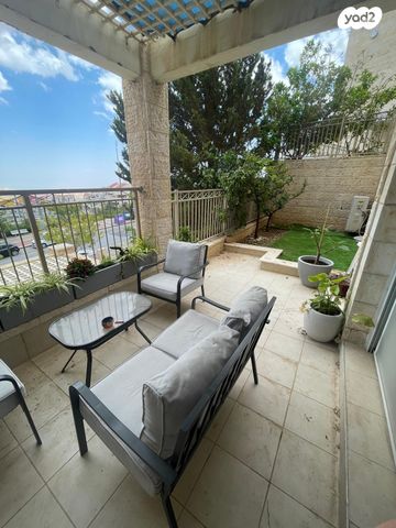 דירת גן, הצור 7, נופי סלע, מעלה אדומים