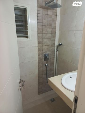 דירה, יפתח הגלעדי 9, שיכון ג, טבריה