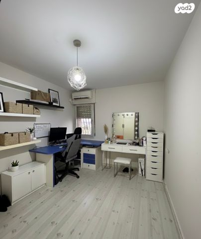 דירה, הרב אונטרמן 8, קרית הרב סלומון, פתח תקווה