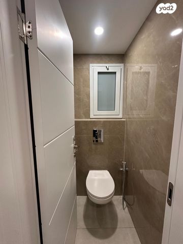 דירה, זלמן שז"ר 51, נווה עופר, תל כביר, תל אביב יפו