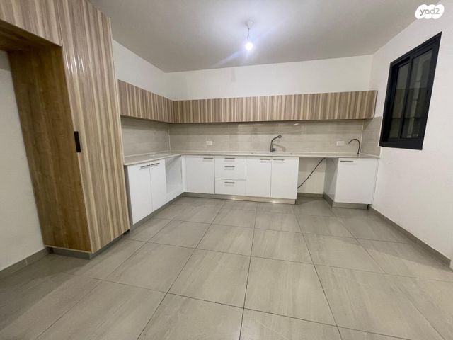 חיים הרצוג 34