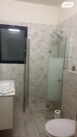 בית פרטי/ קוטג', חצרות הדר 20, מעוז, כפר סבא