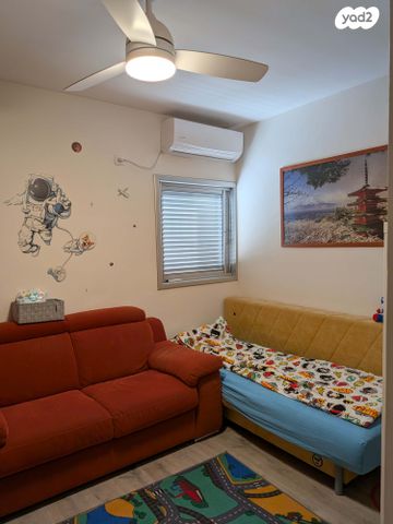 דירה, מרדכי מקלף 4, בן גוריון, חולון