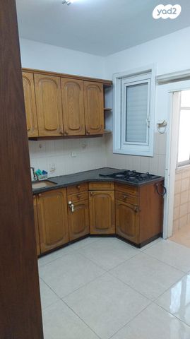 דירה, השיטה 19, רסקו א', חולון