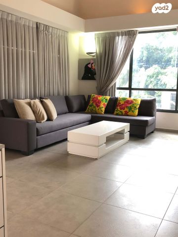 דירה, הנגרים 12, פלורנטין, תל אביב יפו