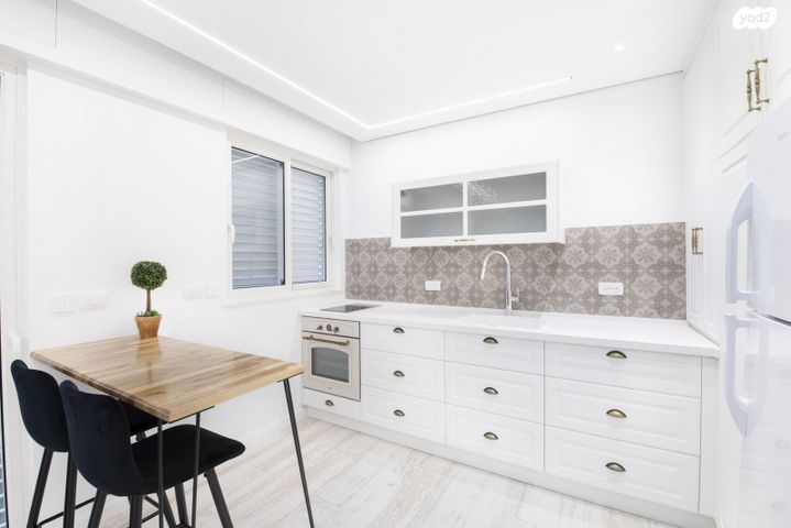 יחידת דיור, סנונית 65, טירת שלום, נס ציונה