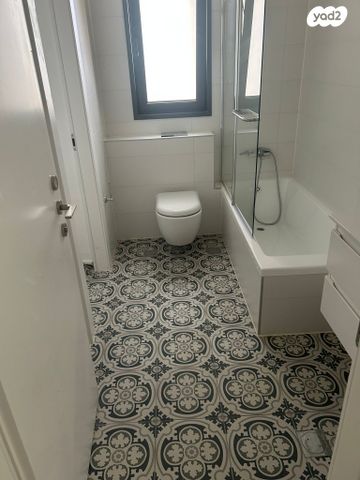 דירה, אמנון ליפקין שחק 4, נוף הטיילת, נתניה