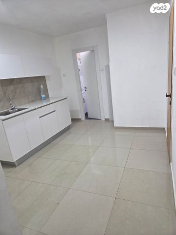 דירה, הציונות 43, רובע הקריה, הסיטי, אשדוד