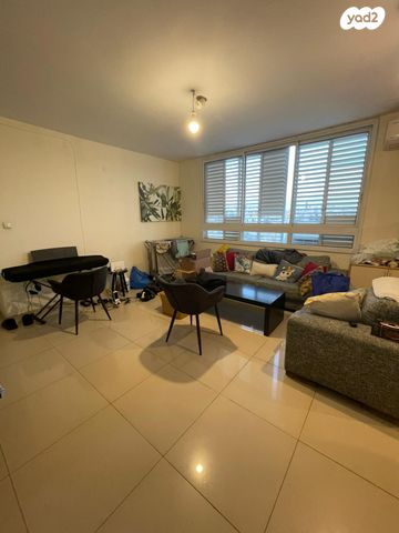 דירה, לאן 29, שכונת חשמונאים, מרכז העיר א, רמת גן