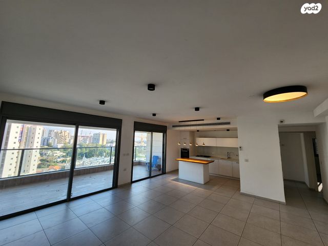 יהושוע באום 4