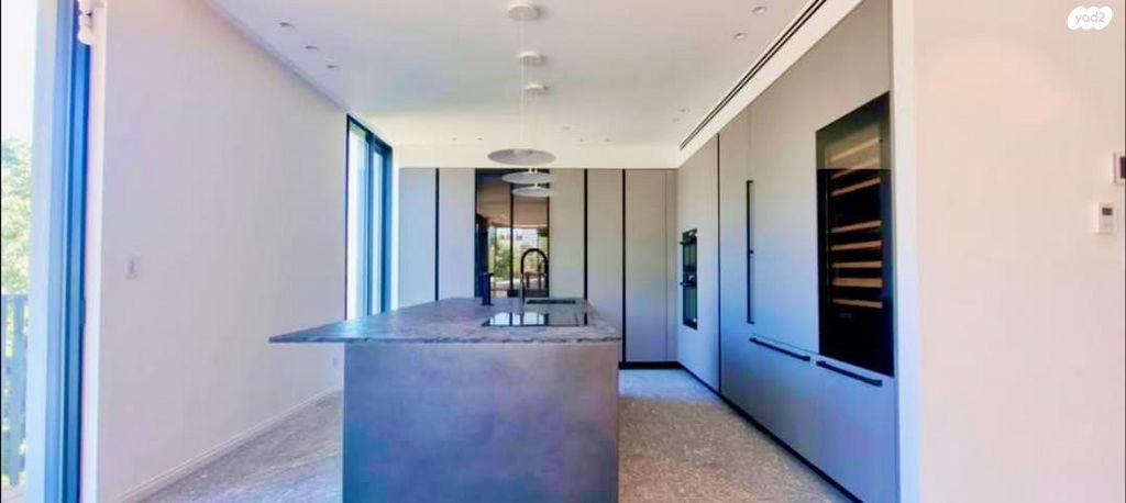 דירה, מנדלשטם 8, הצפון הישן - צפון, תל אביב יפו