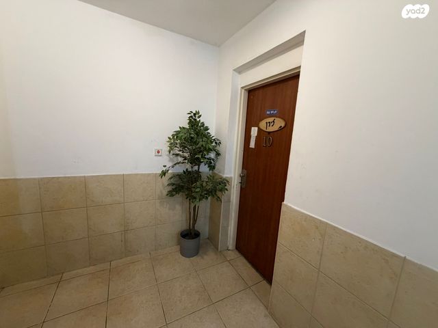 דירה, שירת הזמיר 16, הרצליה הצעירה, הרצליה