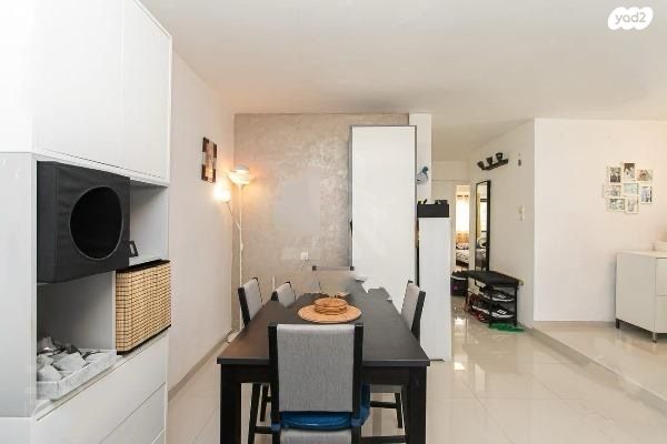 דירה, גיורא יוספטל 37, גיורא, טירת כרמל