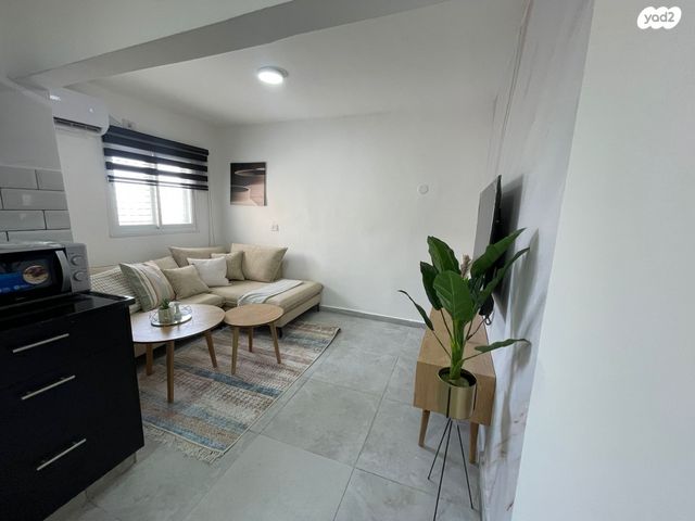 שאול המלך 85