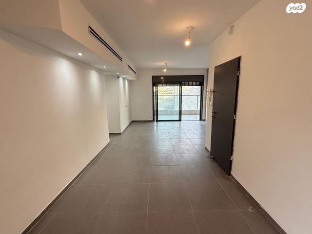 דירת גן, נחל דישון 3, רמת נבון . הר כרמי, כרמיאל