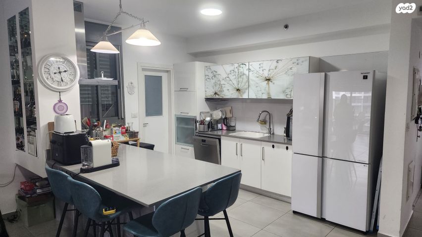 דירה, אלמוג 18, רמת חביב / רמת הנשיא, חיפה