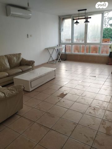 מבוא בנימין 7