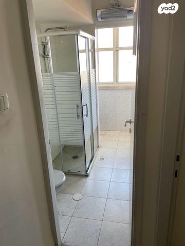 דירה, יהודה לייב פינסקר 11, רמב"ם, ראשון לציון