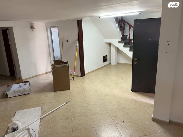 בית פרטי/ קוטג', משעול הנרקיס 6, נאות אביב, שדרות