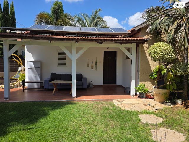 יחידת דיור, הרימון 79, עזריאל, עזריאל