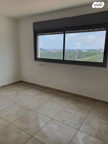 גג/ פנטהאוז, הארבל 11, פרדסיה, פרדסיה