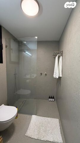 יחידת דיור, אילת 2, גיל עמל, הוד השרון